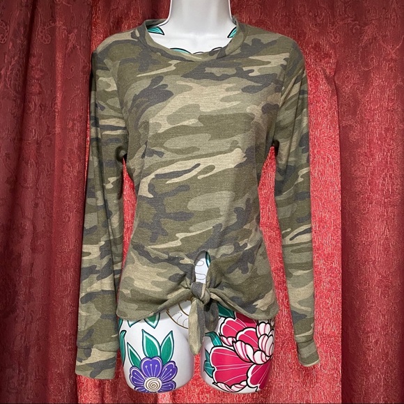 Alya Camouflage Long Sleeve Front Tie - Picture 2 of 5